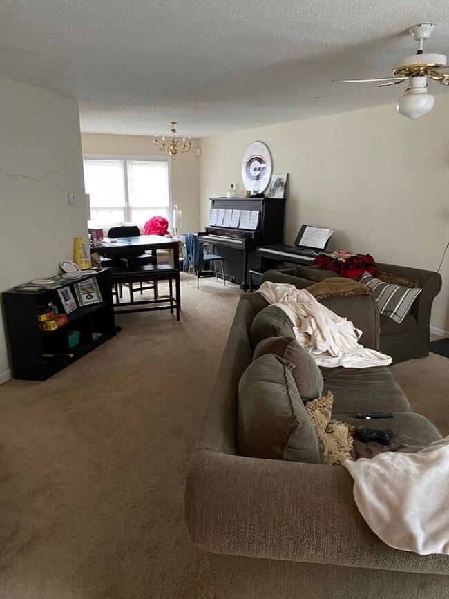 600 Snapfinger Dr in Athens, GA - Building Photo - Building Photo