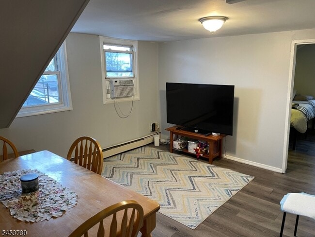 property at 318 E 1st Ave