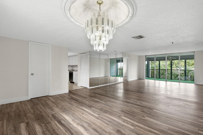 3940 Inverrary Blvd, Unit #404A in Lauderhill, FL - Building Photo - Building Photo