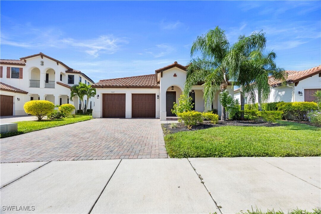 5087 Salerno St in Ave Maria, FL - Building Photo
