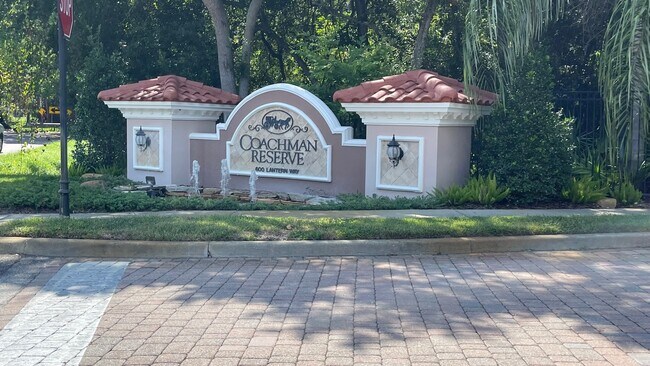 824 Lantern Way, Unit Condo Unit - 2nd Floor in Clearwater, FL - Foto de edificio - Building Photo