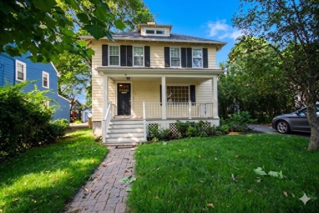 property at 30 Farmcrest Ave