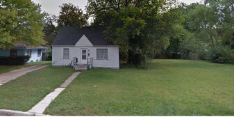 1860 Huey St in South Bend, IN - Building Photo