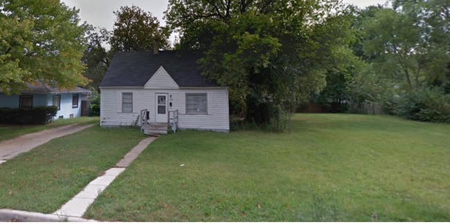 property at 1860 Huey St