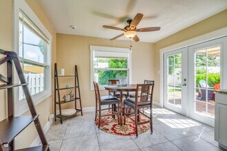 733 Green St in West Palm Beach, FL - Building Photo - Building Photo