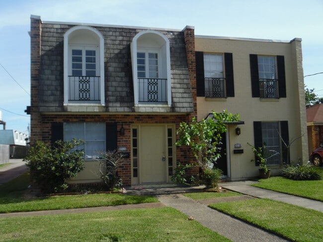 property at 5016-5018 Newlands St