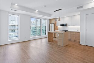 200 Redpath Ave in Toronto, ON - Building Photo