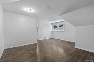 440 Alter Rd in Detroit, MI - Building Photo - Building Photo