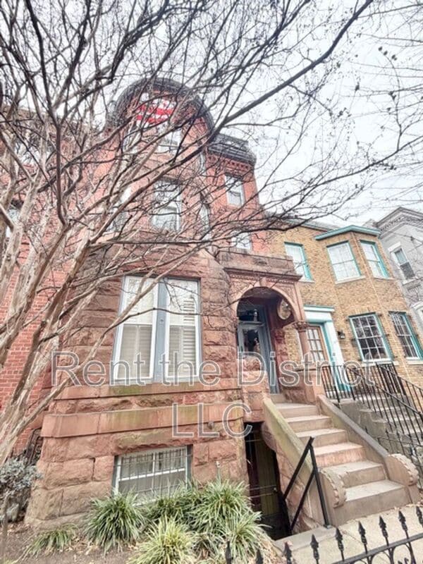 property at 1514 12th St NW