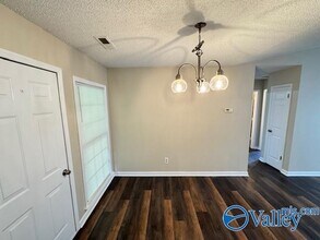 2617 Venetian Way NW in Huntsville, AL - Building Photo - Building Photo