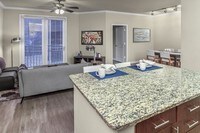 Building Photo - Camden Belleview Station Apartamentos in Denver, Colorado