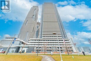 195 Commerce St in Vaughan, ON - Building Photo