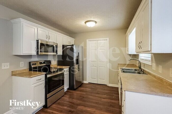 1137 Channelview Ct in Clarksville, TN - Building Photo - Building Photo