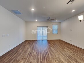 10608 W Atlantis Wy in Tolleson, AZ - Building Photo - Building Photo