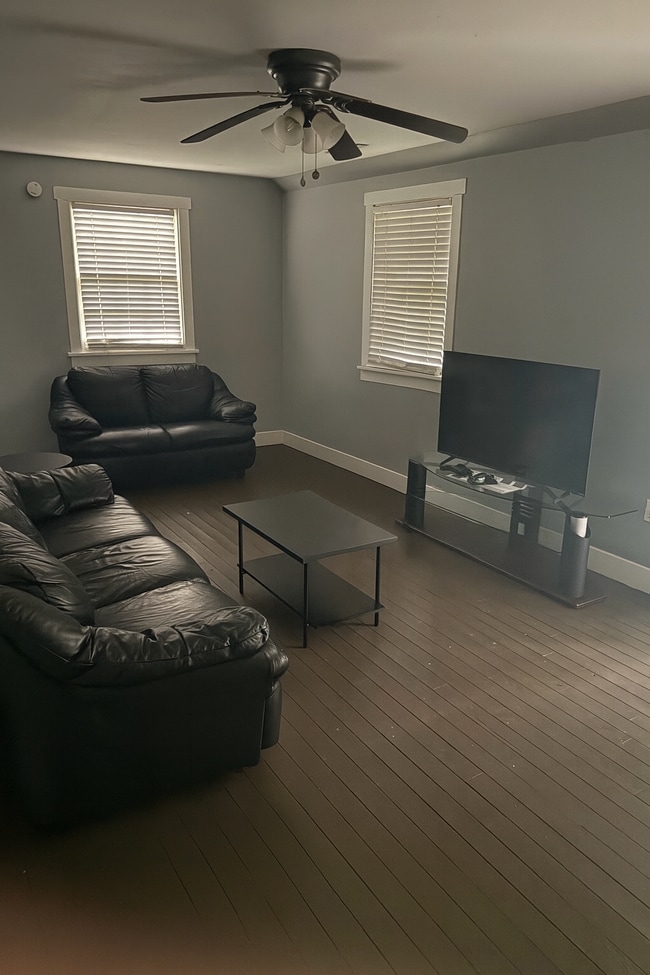 751 S Miller Ct in Decatur, IL - Building Photo - Building Photo