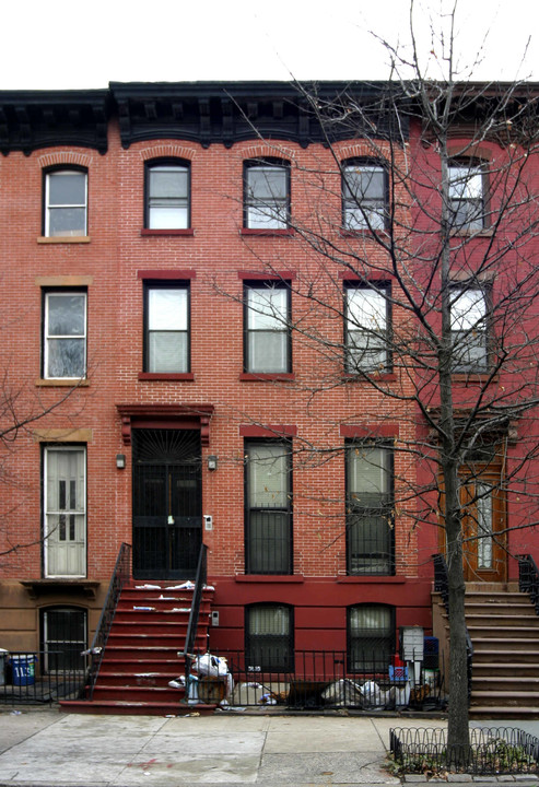 115 Saint James Pl in Brooklyn, NY - Foto de edificio