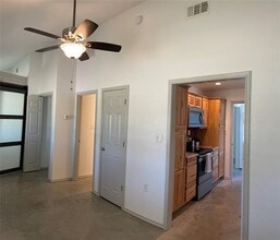 2204 Morgan St in Greenville, TX - Building Photo - Building Photo