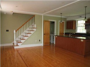 17 Hampden Ct, Unit C in Charleston, SC - Building Photo - Building Photo