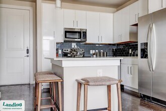 5810 Worth Pkwy in San Antonio, TX - Building Photo - Building Photo