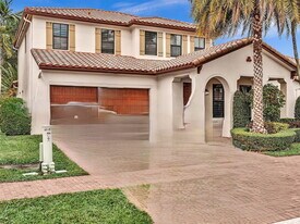 3752 NW 85th Terrace in Pembroke Pines, FL - Building Photo