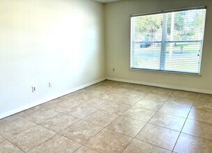 933 Ponderosa Pine Ct in Orlando, FL - Building Photo - Building Photo