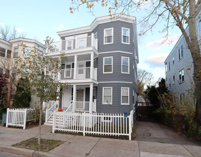 344-346 Hyde Park Ave, Unit 2