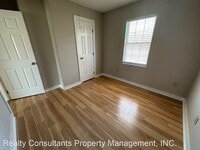 5844 Sir Knight Cir photo'