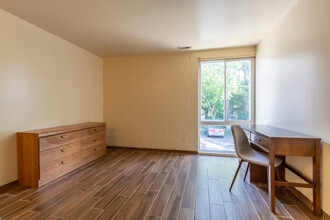 Tradewind Apartments in Ann Arbor, MI - Building Photo - Interior Photo
