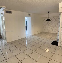 40 Chestnut Cir in Hollywood, FL - Building Photo - Building Photo