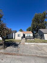 1402 E Willard St in Muncie, IN - Building Photo