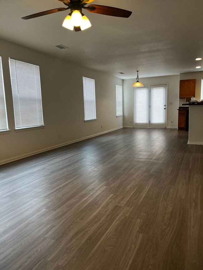 18909 E 58th Ave in Denver, CO - Building Photo - Building Photo