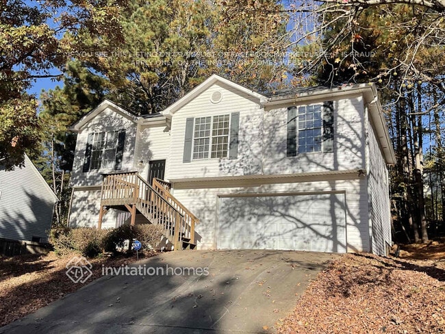 property at 580 Saddle Path Bend