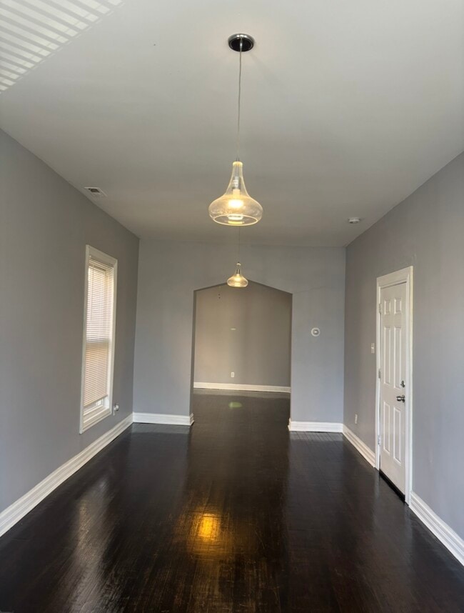 3851 W Adams St, Unit 2 in Chicago, IL - Foto de edificio - Building Photo