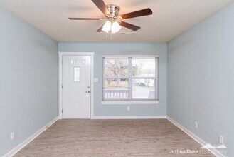 935 S Wood Ave in Fayetteville, AR - Building Photo - Building Photo