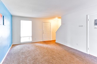 Forest Hills Townhomes in Charlotte, NC - Building Photo - Interior Photo