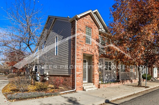 438 N Parkside Dr in Longmont, CO - Building Photo - Building Photo