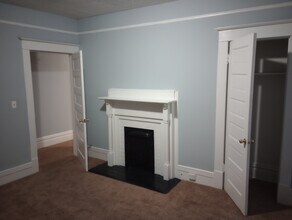 325 Ellis St, Unit 325 B in Augusta, GA - Building Photo - Building Photo