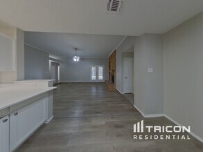 5204 Lookout Trail in Arlington, TX - Building Photo - Building Photo