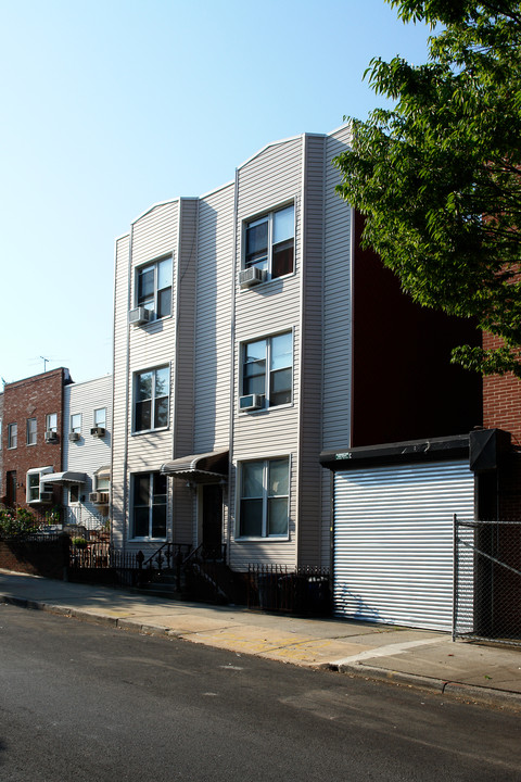306 22nd St in Brooklyn, NY - Foto de edificio