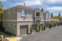 Altura Villas in Folsom, CA - Foto de edificio - Building Photo