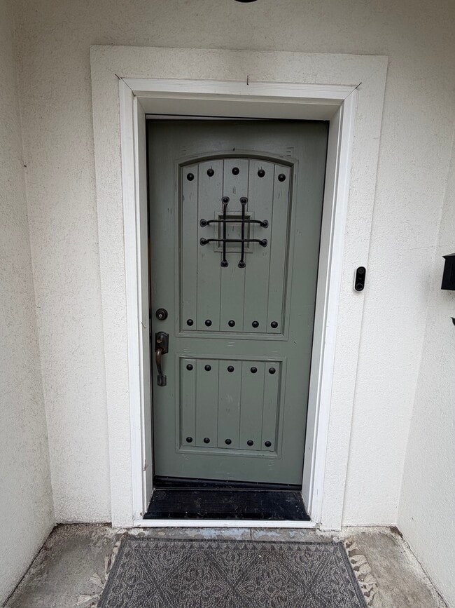 385 E 2nd S St in Mountain Home, ID - Building Photo - Building Photo