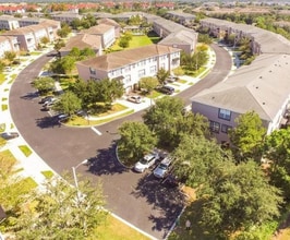 2554 Middleton Grove Dr in Brandon, FL - Building Photo - Building Photo