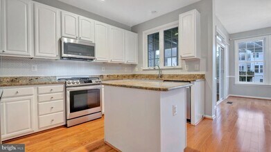 2453 Cheyenne Dr in Gambrills, MD - Building Photo - Building Photo