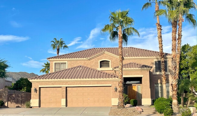 property at 1608 W Amberwood Dr