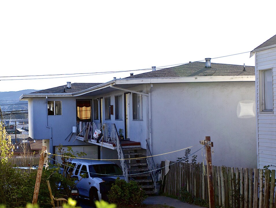 505-507 Baden Ave in South San Francisco, CA - Building Photo