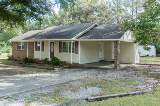 2600 Fitzgerald Rd in Oxford, AL - Building Photo - Building Photo