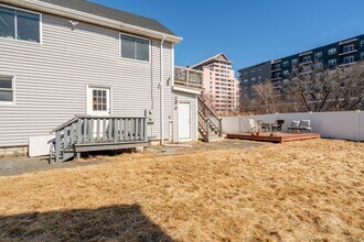 19 Loring Rd, Unit 2 in Revere, MA - Building Photo - Building Photo