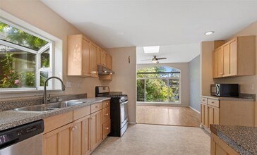 1520 Humboldt St in Bellingham, WA - Building Photo - Building Photo