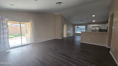 355 W Holstein Trail in San Tan Valley, AZ - Building Photo - Building Photo