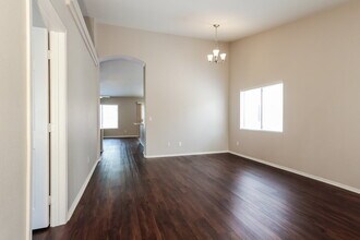 18407 N 111th Dr in Surprise, AZ - Building Photo - Building Photo